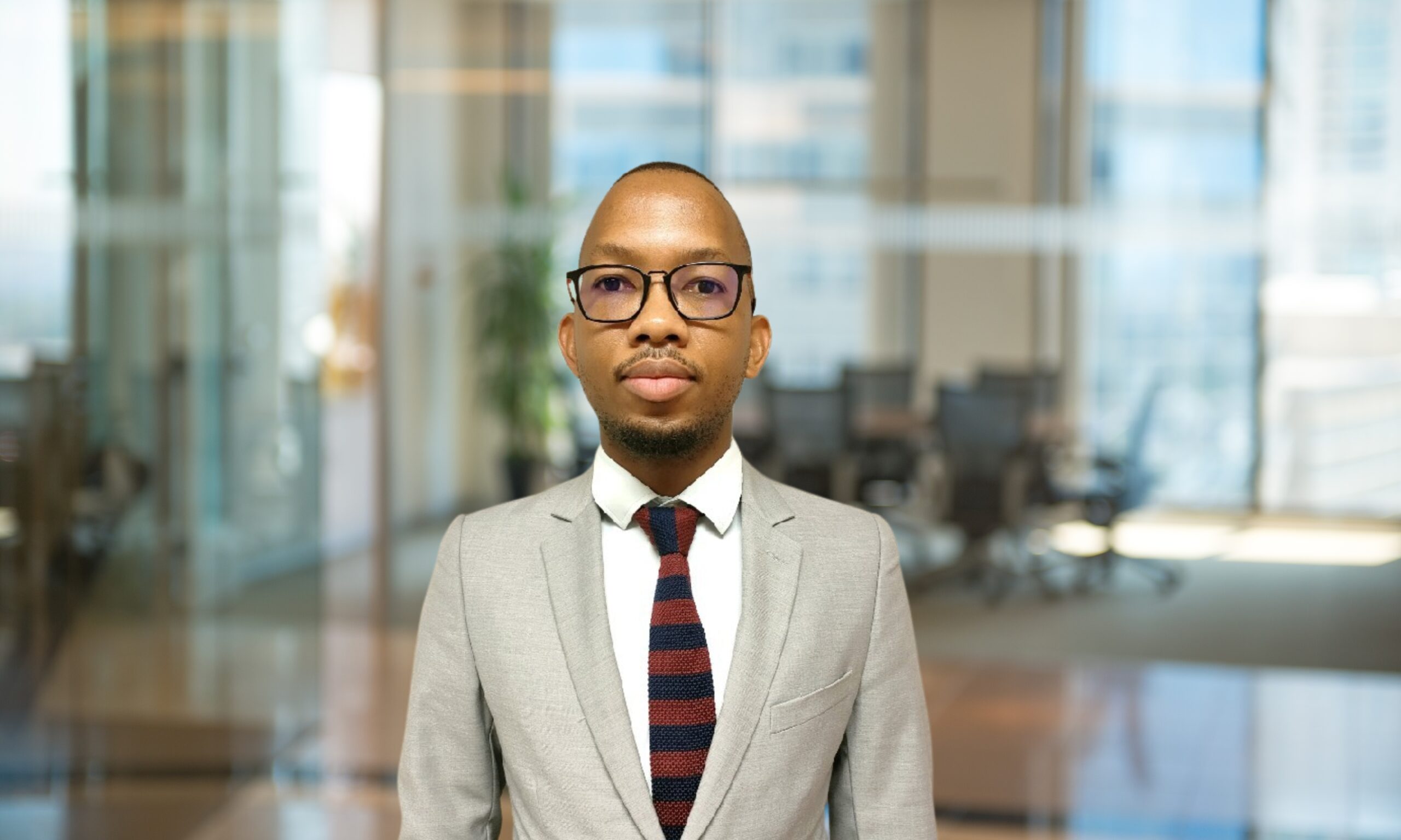 From the attached image, please add a background that can fit perfect on a consultant website (2)